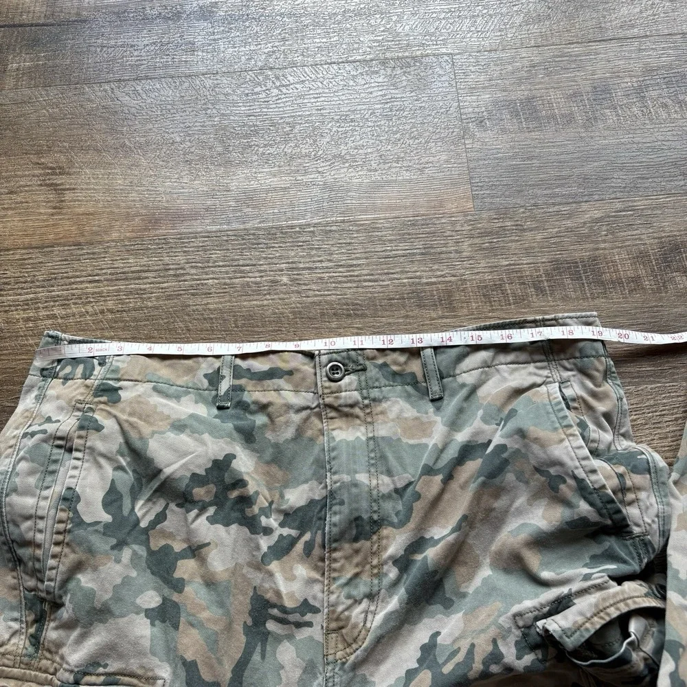 Levi's Ace Cargo Pants Men's 38x32 (Actual 38x30) Camo Cotton Twill EUC RARE